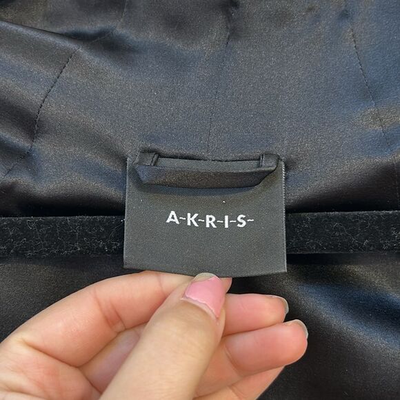 Akris Blazer Jacket Cropped Structured Collarless Shine Woven Twill Moto Size 10 - Picture 6 of 11